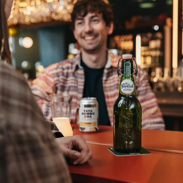 Heb jij wel eens gedacht aan de Grolsch beugelfles? Deze is perfect voor in de filmzaal. 🍺🎥
Ontdek onze kaart op onze website via de link in de bio!
📸: @proefcontentstudio_
#lux #luxnijmegen #arthouse #grolsch #bier #beugelfles