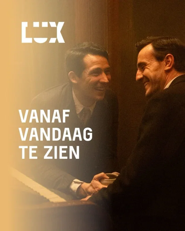 🎬 Vanaf vandaag draaien er weer vijf nieuwe films bij ons. Van intiem familiedrama tot muzikale herinneringen: dit zie je nu.

🎶 The History of Sound
Liefdesdrama over twee jonge mannen en hun gedeelde liefde voor volksmuziek. Met Paul Mescal (Hamnet, All of Us Strangers) en Josh O’Connor (The Mastermind, Challengers).

💔 The Drama
Scherpe en ongemakkelijke satire over een relatie die ontspoort wanneer een geheim alles op zijn kop zet. Met Zendaya (Challengers, Dune) en Robert Pattinson (Good Time, Mickey 17) in de hoofdrol.

👨‍👩‍👧 A Family
Ontroerend familiedrama over de impact van een vechtscheiding door de ogen van de kinderen, met indringende rollen van Carice van Houten (Black Book, Instinct) en Pieter Embrechts (Instinct, Stromboli).

🎤 Broken English
Persoonlijke, indringende documentaire over het leven van Marianne Faithfull.

🧠 Per Te
Ontroerend verhaal over een jonge vader met vroege Alzheimer die samen met zijn gezin zoekt naar houvast, liefde en nieuwe herinneringen.

🎟️ Welke film wil jij als eerste zien?
#lux #luxnijmegen #arthouse #premiere #nieuwefilms