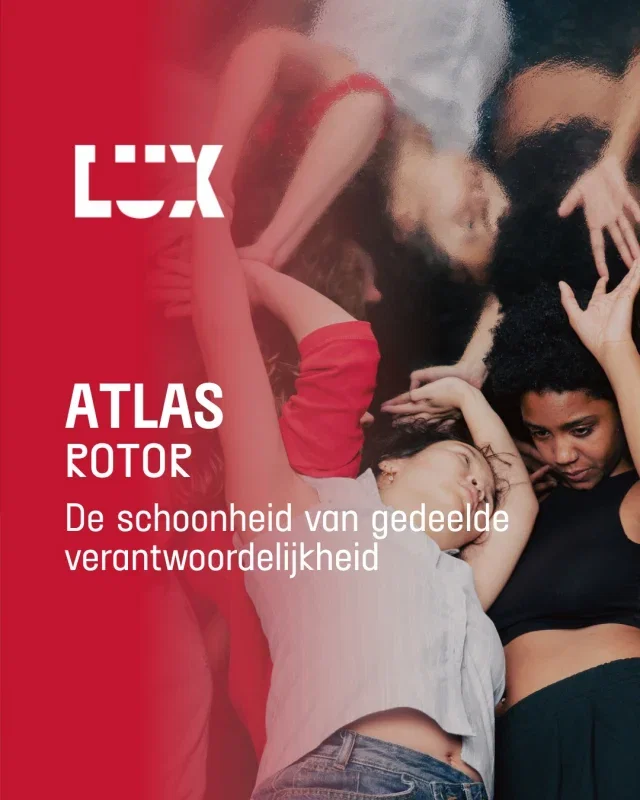 Soms voelt het alsof je alles alleen moet dragen. Maar wat als je het samen doet?

ATLAS van collectief @rotor_performance is een fysieke, zintuiglijke performance over verantwoordelijkheid in een tijd van prestatiedruk en individualisme. Over dragen, delen en de vraag: hoe houden we het vol met elkaar?

Een voorstelling die blijft hangen. Waar je niet meteen opstaat, maar nog even blijft. Om te ademen, te denken, samen na te praten.

📅 vr 15.05
📍 LUX 7, 20:30
🎟️ Tickets via lux-nijmegen.nl

#LUXNijmegen #theater #dans #performance #nijmegen